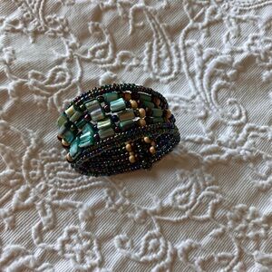 Elegant Beaded multicolor Bracelet used good condition